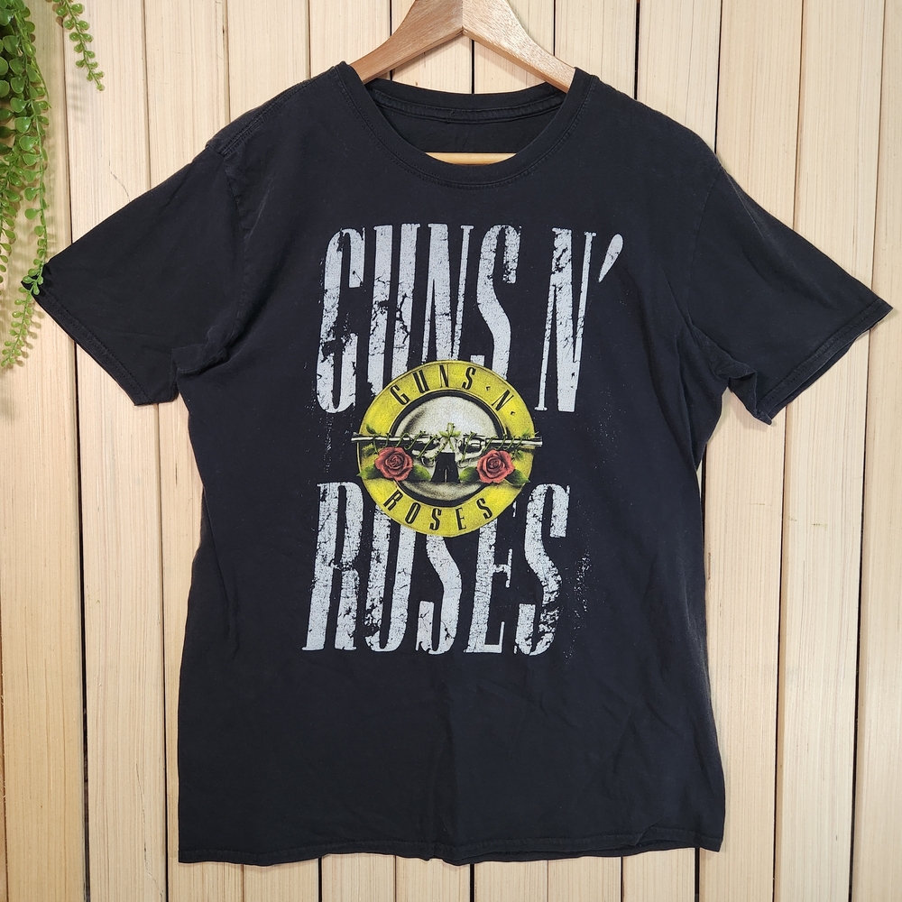 Guns N' Roses Graphic Tshirt, Rock Band Tee, Black, Size L